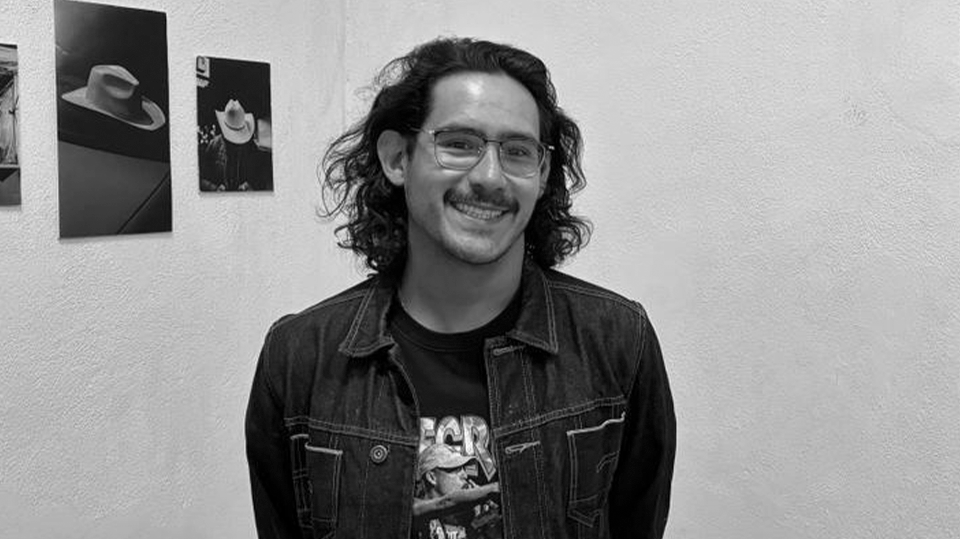 Julio Spíndola, semblanza, Un, docs, tres por mi, 20docsmx, 2025